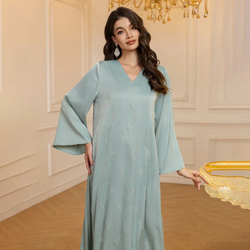 OEM Fashion Middle Eastern Dubai Women's Textured Satin Diamond Long Dress Robe Abaya