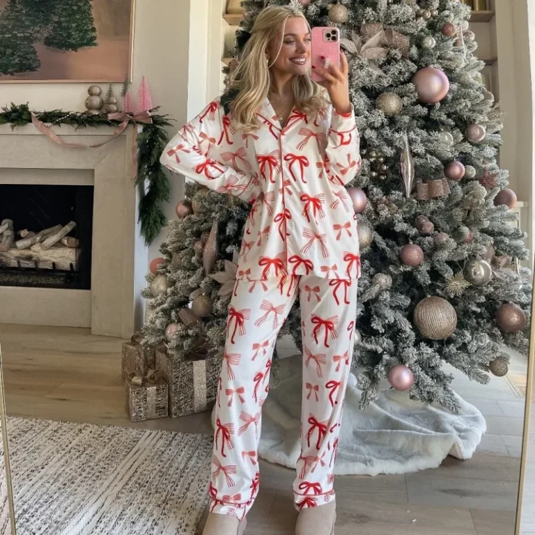 OEM-ODM-Manufacturer-Custom-European-American-Butterfly-Print-Holiday-Gifts-Set-Silk-Christmas-Pajamas-Pants-Set-Women