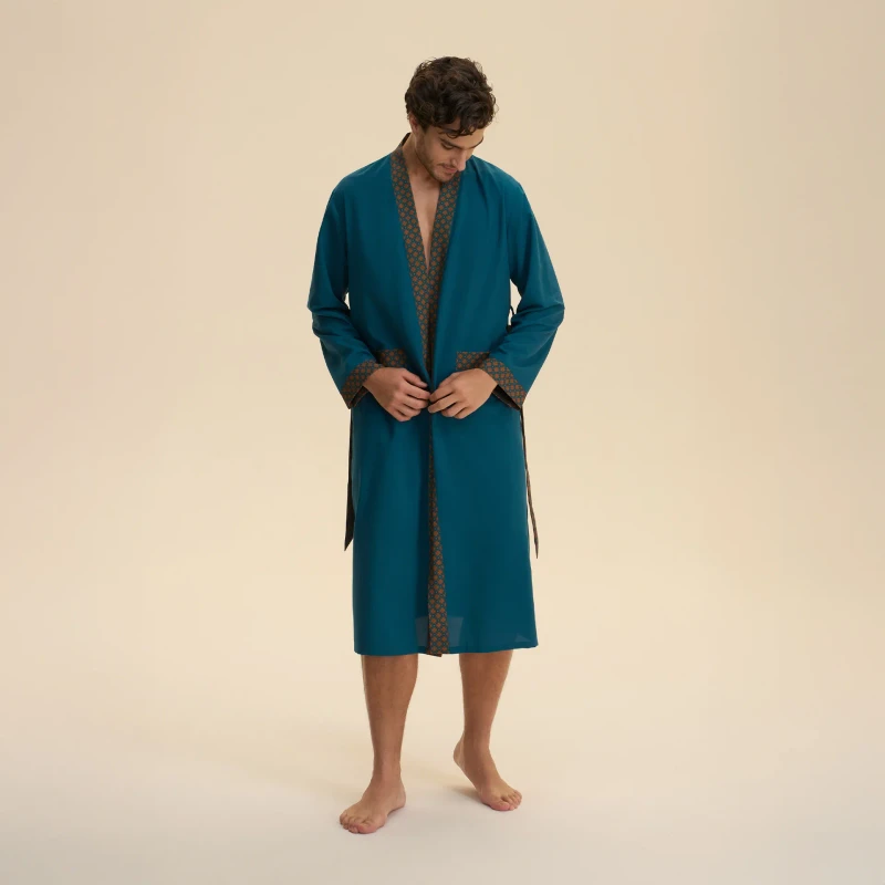 OEM ODM Men's Sexy Fashion Middle Eastern Gown Loose Casual Couple Spring Dressing Long Sleeve Shorts Loungewear