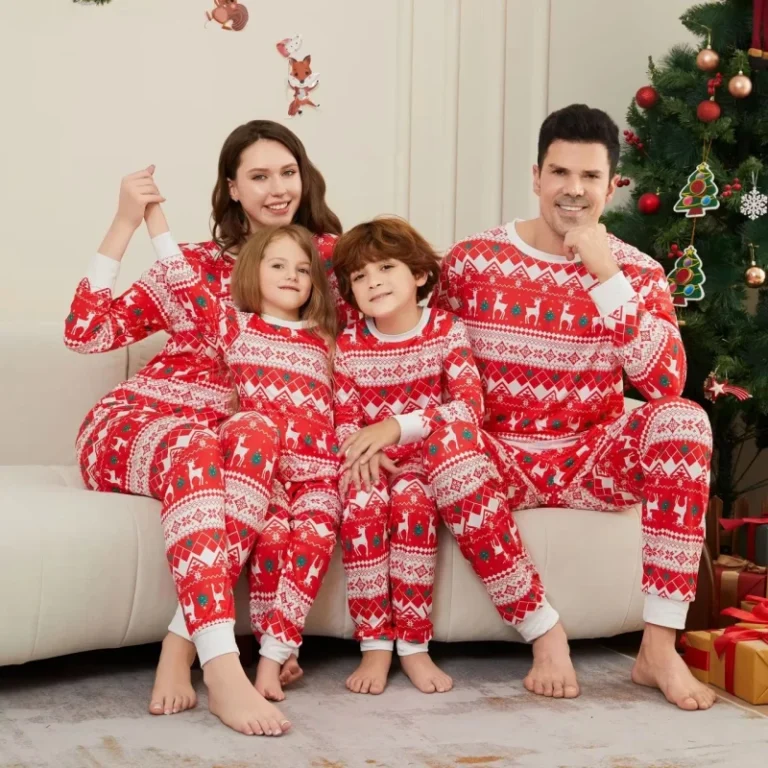 Parent-child-Home-Wear-Couple-Kid-Bady-Dog-Sleepwear-Santa-Cartoon-Fully-Printed-Family-Christmas-Pajamas-Set