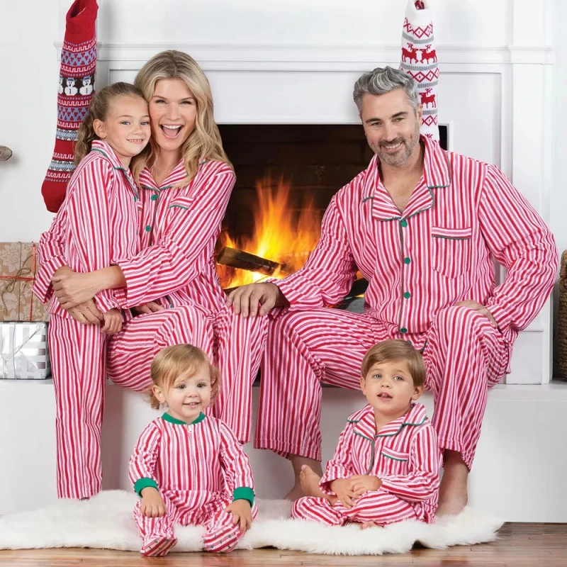 Soft Striped Button Christmas Outfits Long Sleeve Parent Child Home Wear Turn Down Collar Christmas Family Pajamas Sets