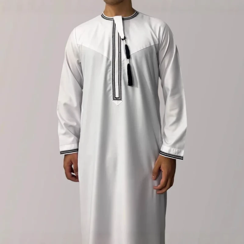 Solid Color Round Neck Embroidery Omani Robe Saudi Arabian Men's Long Sleeve Polyester Tassel