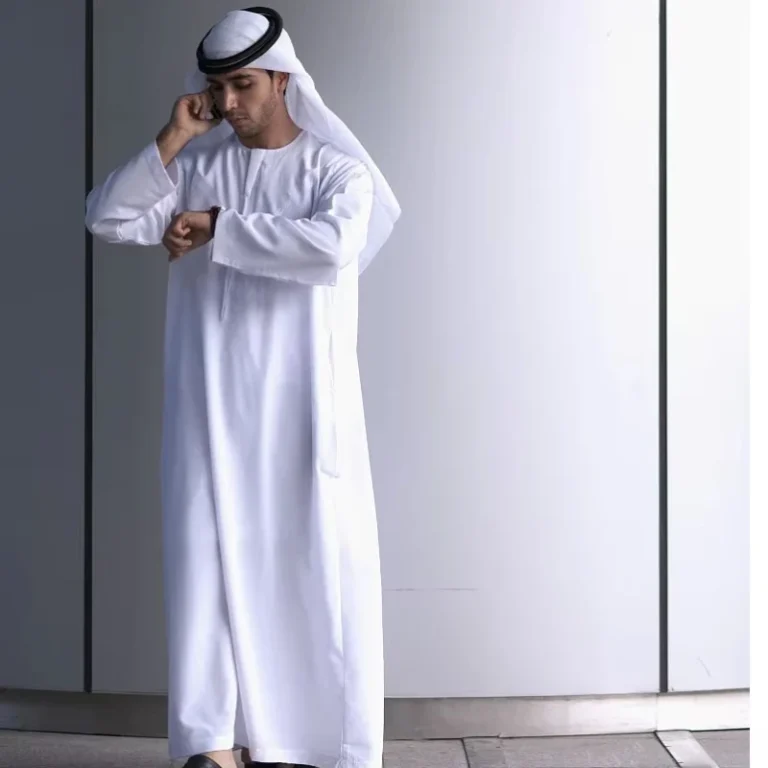 Traditional-Muslim-Mens-Robe-Daffah-Thobe-Abaya-Solid-Color-Anti-Static-Islamic-Clothing-for-Men