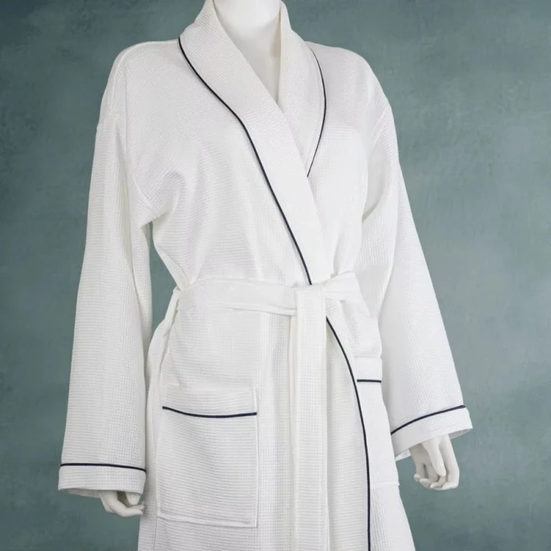 White Waffle Bathrobes With Customized Embroidery Logo 100% Cotton Hotel Spa Waffle Bathrobe