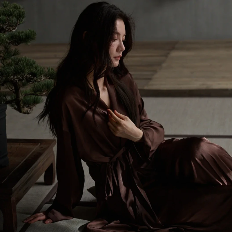 Women's Bathrobes Spring Autumn Thin Ice Silk Elegant V neck Full Length Pajamas Nightgown Set Light Luxury Home Wear
