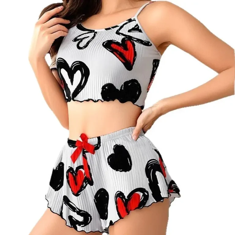 Womens-Casual-Halter-Shorts-and-Pajama-Robe-Set-XL-Size-Comfortable-Love-Pattern-for-Home-Wear-or-Outdoors