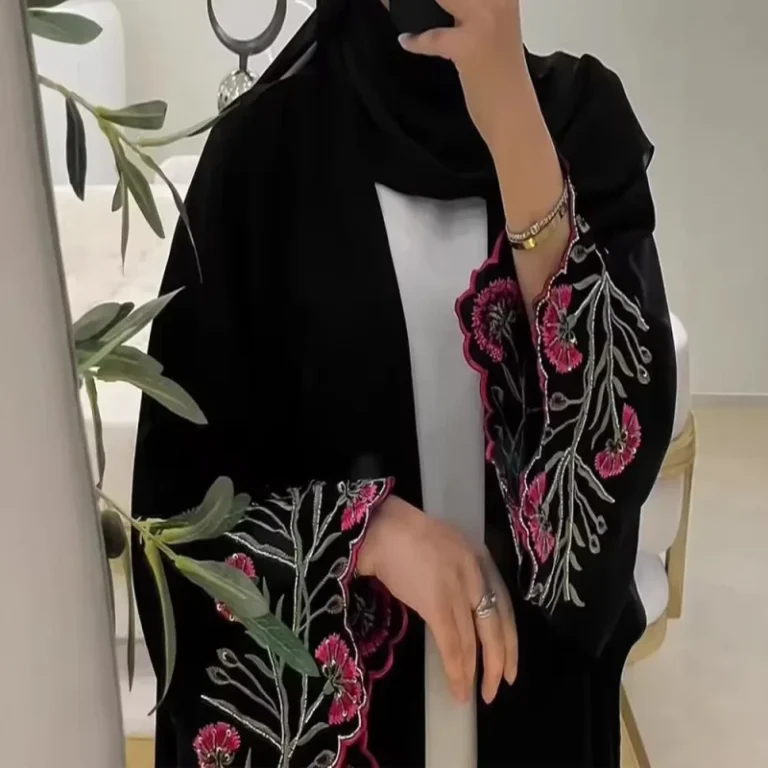 Womens-Fashionable-Outerwear-Robe-Exquisite-Floral-Embroidery-Dignified-and-Luxurious-Robe-Fashionable-Islamic-Clothing