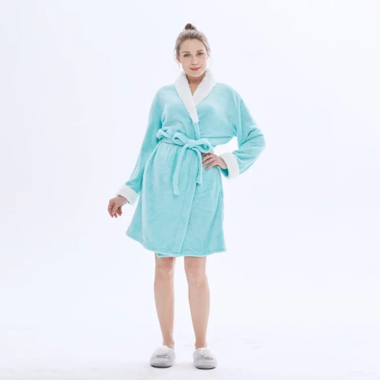 Womens-Hooded-Bathrobe-Winter-Longwear-Solid-Pattern-Knee-Length-Drawstring