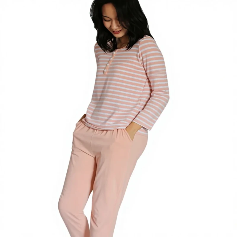 Women's ODM Knitted Round Neck Long Sleeve Striped Pajamas Set Elastic Waist Autumn Winter Cotton Machine-Washable Skin-friendly