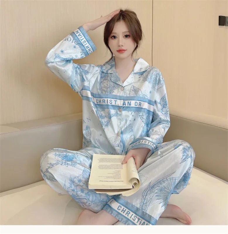 Women's Thermal Silk Pajamas V Neck Knitted Elastic Waist Full Length Long Sleeved Solid Pattern Spring Autumn Winter Home Wear