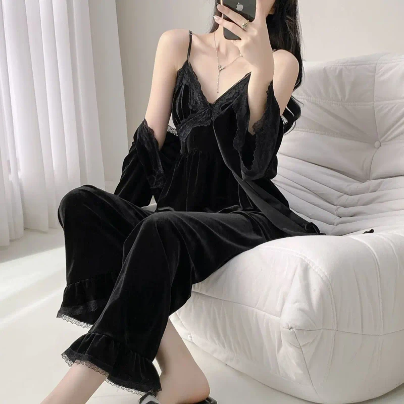 Women's Velvet Nightdress & Robe Set Breathable Elastic Waist Sleepwear Solid Color for Home Comfort